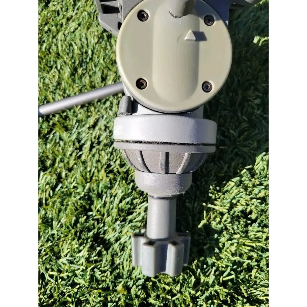 Matthews Studio Equipment M25 Tripod Head Good Working Condition Photography